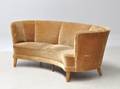 Dansk Møbelproducent. Fritstående Bananformet sofa. 1940erne