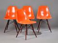 Charles og Ray Eames. Sæt på fire Skalstole 4