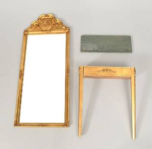 Spegel med konsolbord