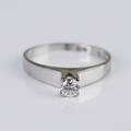 Ring, 18 k guld med diamant ca 0,20 ct