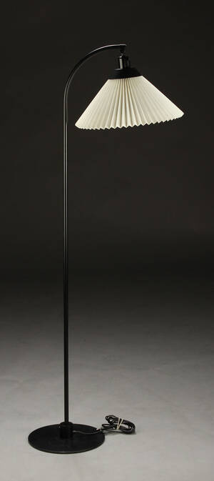 Le Klint Flemming Agger. Standerlampe, model 368