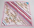 Hermès scarf i foulardsiden ljusrosa botten