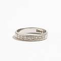 Ring 18 k vitguld med diamanter