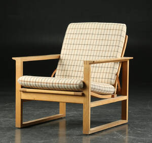 Børge Mogensen. Lænestol af eg, model 2256