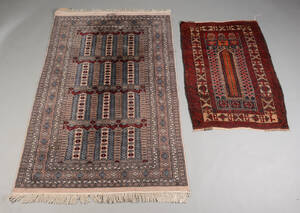 To orientalske tæpper, 190x122 cm. og 125x84 cm. 2