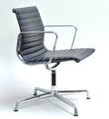 Charles Eames 1907 - 1978. Kontorstol, model EA-108
