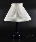 Holmegaard bordlampe med Le Klint skærm 