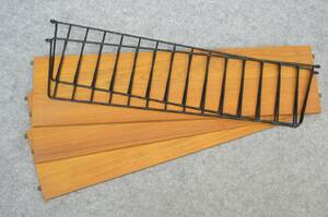 Stringhylla med 3 hyllplan