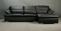 Læder sofa med chaiselong.