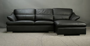 Læder sofa med chaiselong.