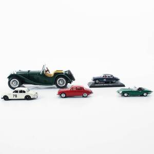 MODELLBILAR 5 st, Jaguar, bla Corgi