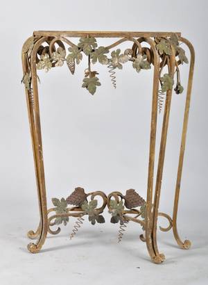 Konsollbord i smidesjärn, rikligt dekorerat, 1900 tal