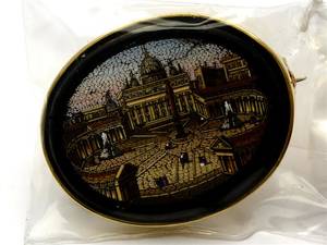 Brosch 18K 25,0g