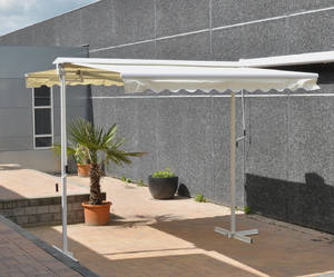 Fritstående dobbeltsidet markise, cremefarvet