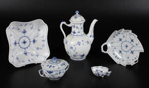Royal Copenhagen, dele til spise- og kaffestel, porcelæn 5