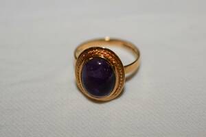 Ring med sten 18K guld