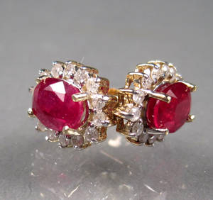 Par rubin og diamantørestikkere 2