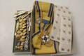 Medaljer  knappar  pins
