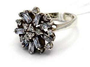 Ring i silver