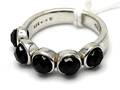 Ring med stenar