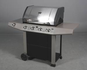 Dane line gasgrill med fire brænderer samt sidebrænder.