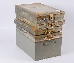 BANKFACKSLÅDOR, plåt, 5 st, 1900-tal.