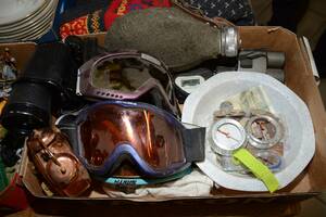 Kompasser, kikare m m