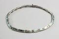 Halsband