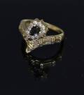 - Ring