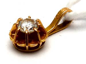 Hänge med diamant