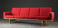 Hans J. Wegner. Fire-pers. sofa, eg, model GE-2364.