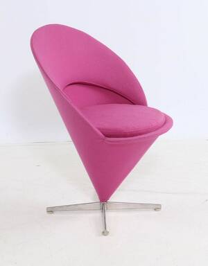 Verner Panton 1926-1998. Stol, Cone Chair Kræmmerhusstolen.