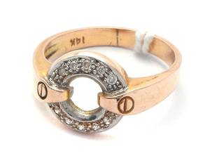 Ring med diamanter