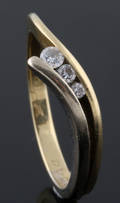 18K Diamond Trilogy  ring approx 0.12ct.