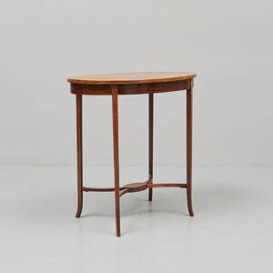 Lampbord, Intarsia