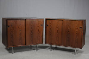 Dansk møbelproducent. To skænke af palisander 2