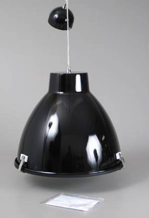 Industripendel - Sortlakeret aluminium