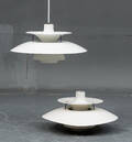 Poul Henningsen. Par PH5 pendler. 2