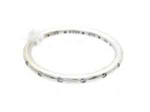 Ring med stenar