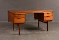Skrivbord i teak