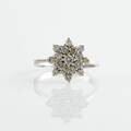Ring 14 k vitguld diamanter