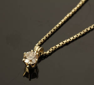 Diamantvedhæng med kæde, ca. 0.46 ct