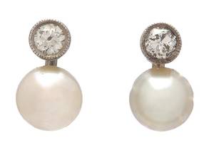 PÄRLÖRHÄNGEN, 18K