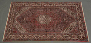 Persisk Bidjar tæppe, 135 x 220 cm. Uld på bomuld