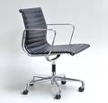 Charles Eames 1907 - 1978. Kontorstol, model EA-117