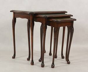 SATSBORD, 3 delar, engelsk stil, 1900-tal.