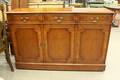 Sideboard, Idegran