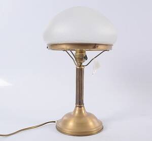 BORDSLAMPA, 1900-talets andra hälft.