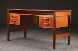 Skrivebord af teak, 1960erne