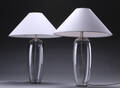 Et par Holmegaard Grace bordlamper med hvide skærme 2